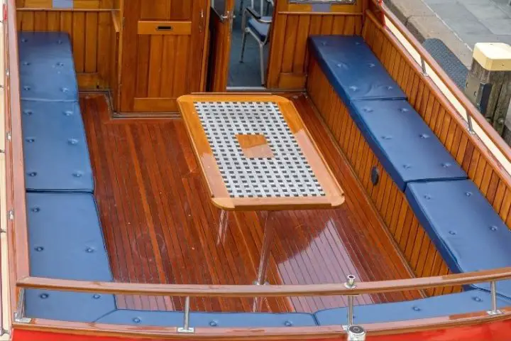 Removing Mildew from Boat Seats_Where you make it 