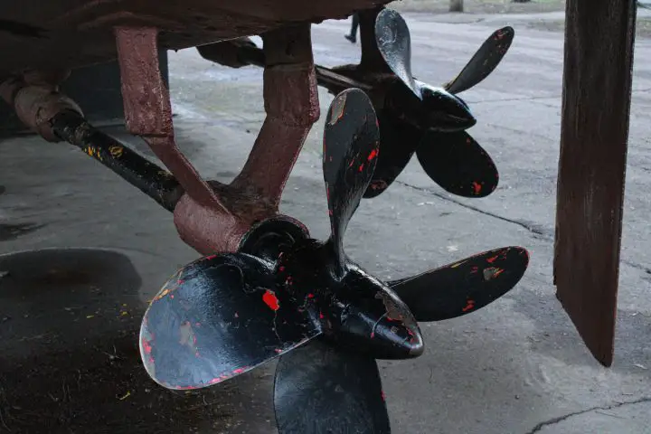 Barnacles on ship propellers cause major problems