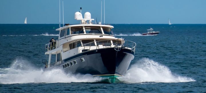 Semi displacement motor yacht