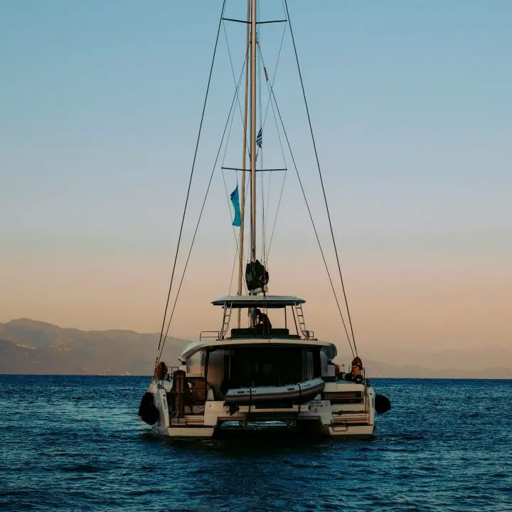 beamy catamaran