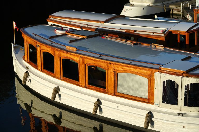 How to Build a Houseboat: Time, Plans and Cost